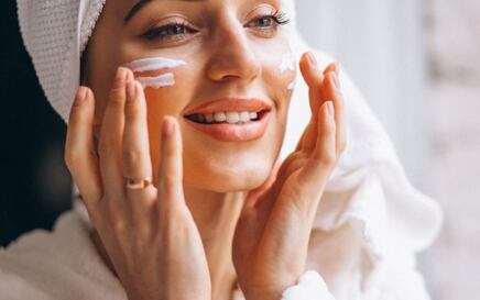 Kiseline od A do Ž u proizvodima za lice