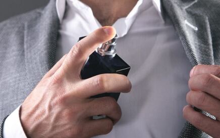 6 profila muškaraca i mirisi za njega